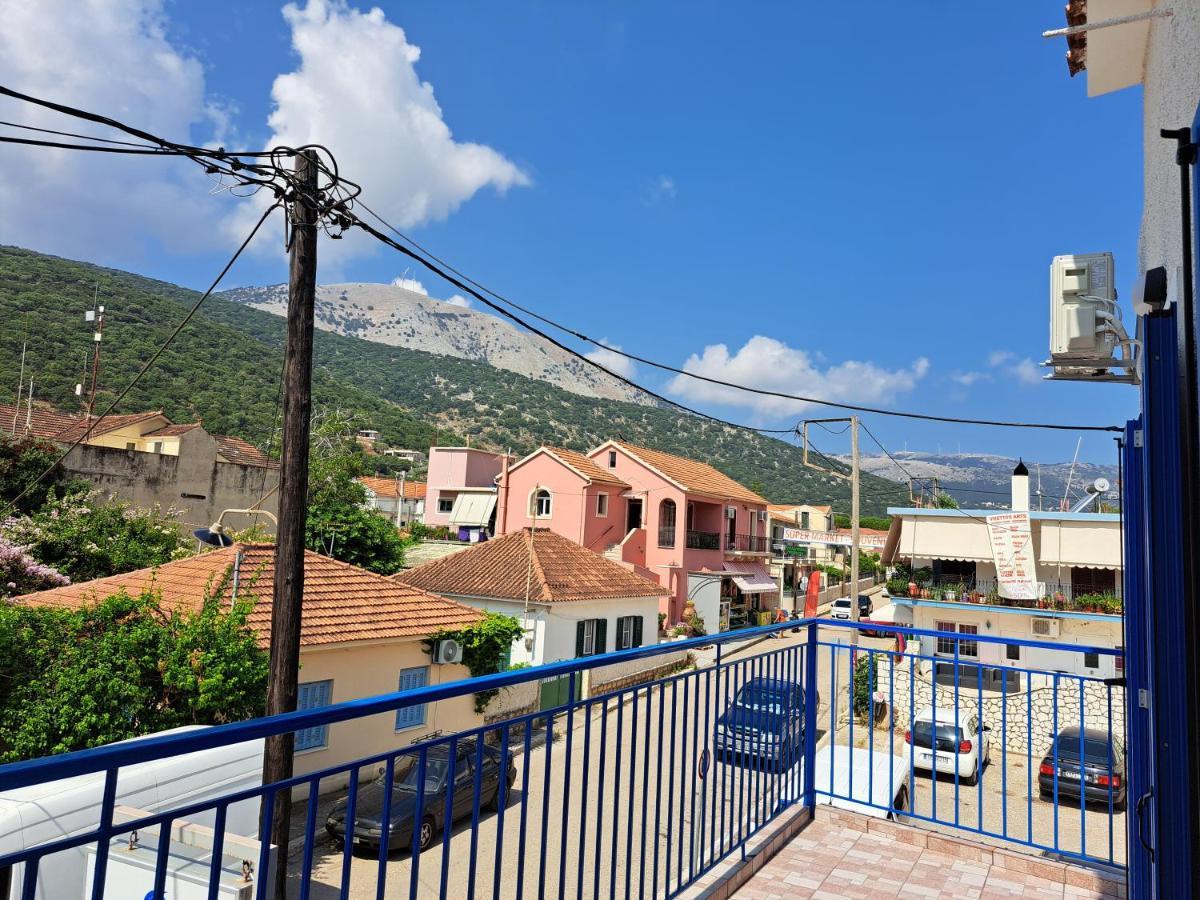 Blue Moon Apartment Agia Efimia Exterior photo
