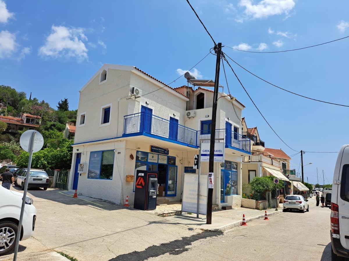 Blue Moon Apartment Agia Efimia Exterior photo
